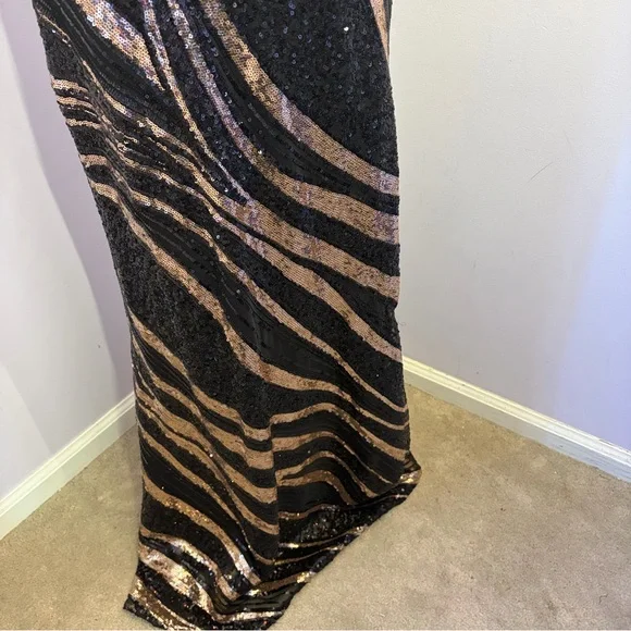 R&M Richards Black and Gold Sequin Maxi Dress,NWT,Size 8 - Picture 8 of 16
